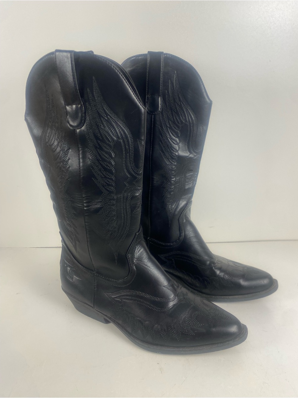 Black Western Mid-Calf Embroidered Stitched Faux Leather Cowgirl Boots 
Size 40